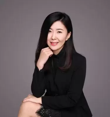 Juliet 徐小雯,全球身份定制规划总监